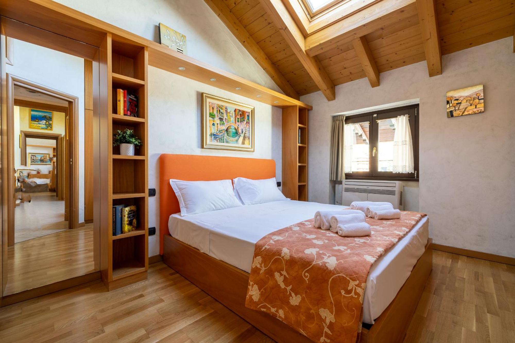 Apartment By The Ferry - Menaggio Exteriér fotografie